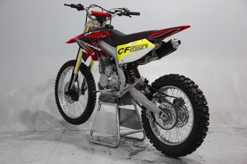 crossfire-motorcycle-cf250l-250cc-dirt-bike-performance-6